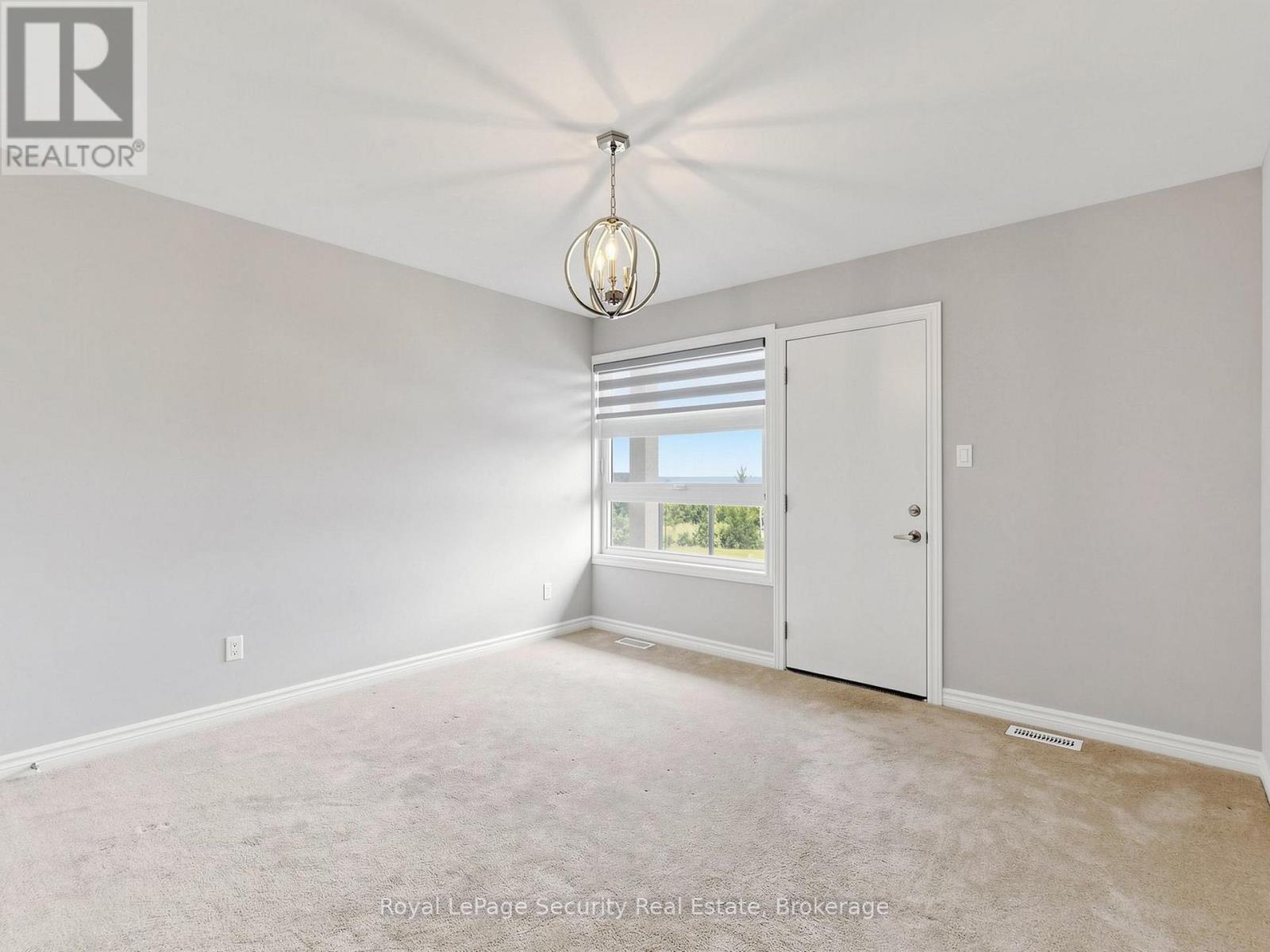 #86 121 SEBASTIAN STREET - Image 25