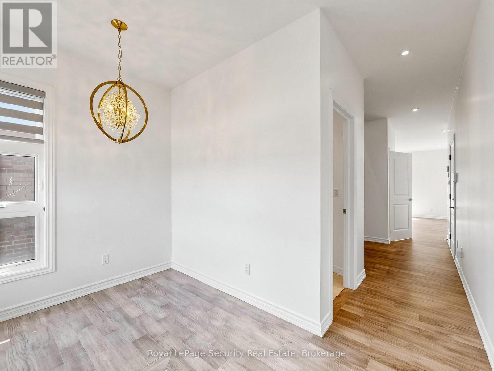 #86 121 SEBASTIAN STREET - Image 5