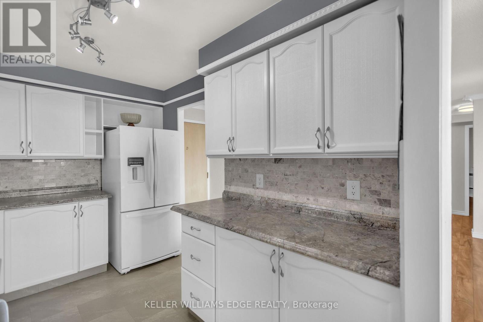 #815 9 BONHEUR COURT - Image 6