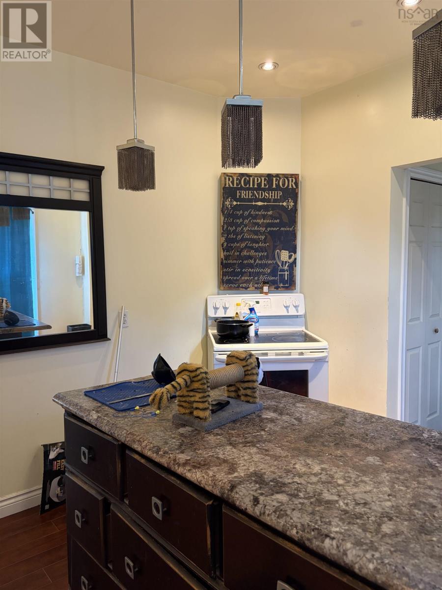 1491 Victoria Road - 29