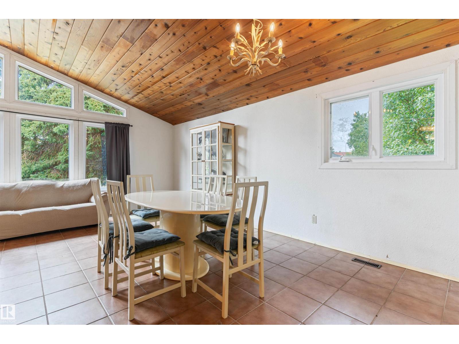 190 WESTRIDGE RD NW - Image 9