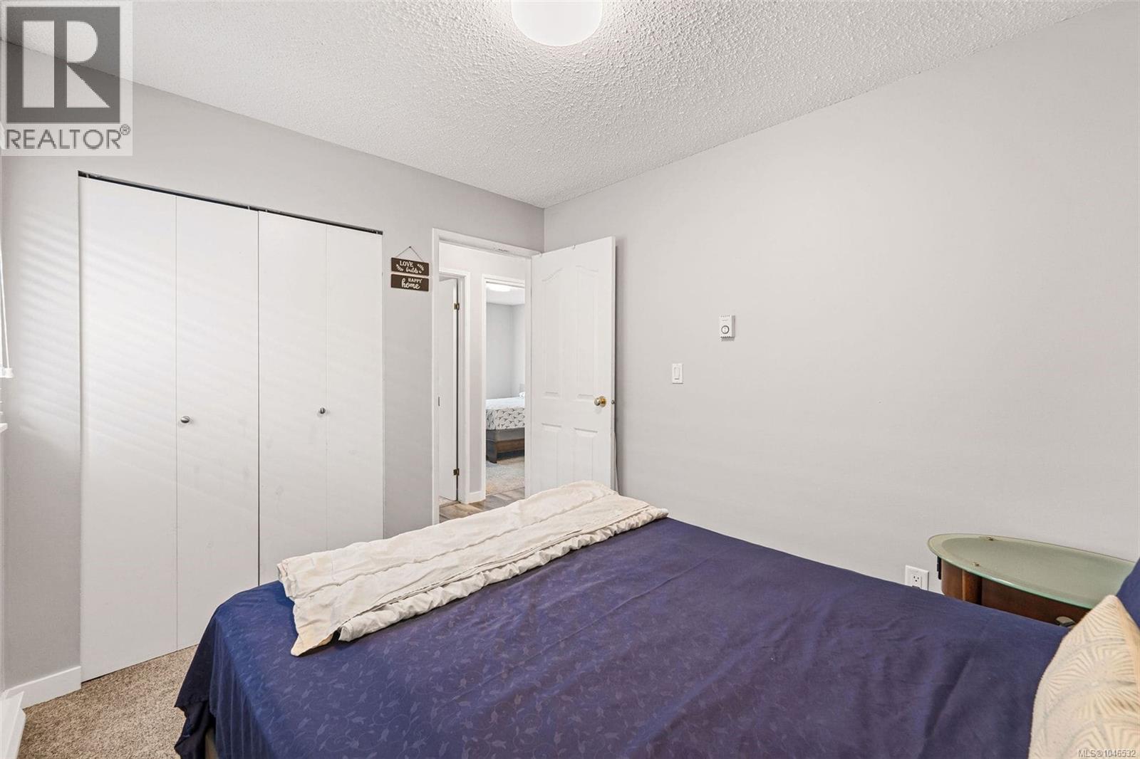 #4 524 Rosehill St - 34