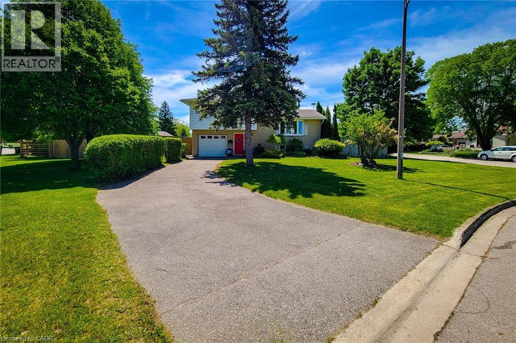 1 GREENWOOD Avenue — photo 2