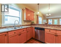 78 Tudor Lane, photo 11