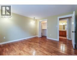 78 Tudor Lane, photo 17