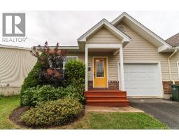 78 Tudor Lane, photo 2