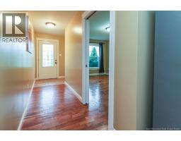 78 Tudor Lane, photo 3