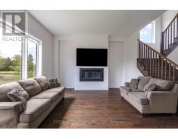 3731 Lakepoint Drive, Severn, ON L3V6H3 Photo 14