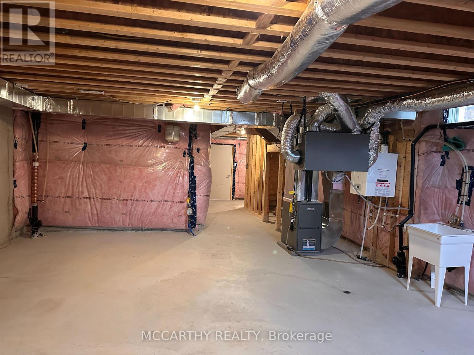 160 CLARK STREET - 40