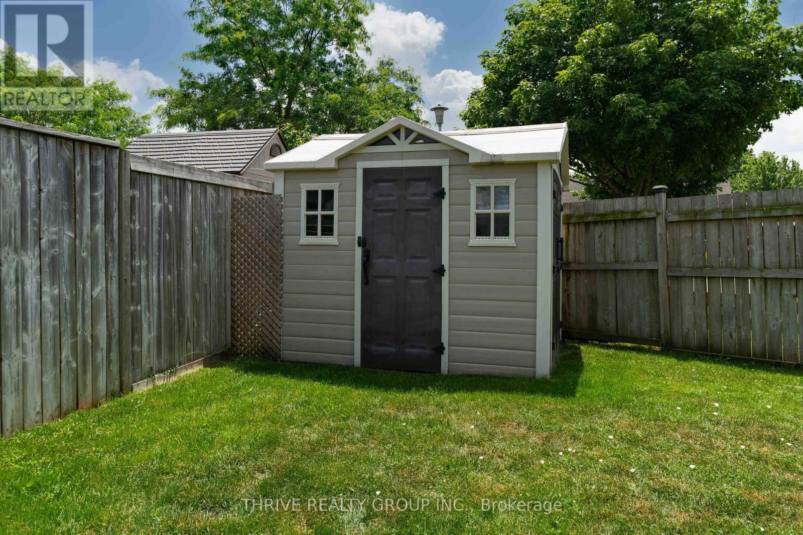 102 LOGGERS GROVE - Image 29
