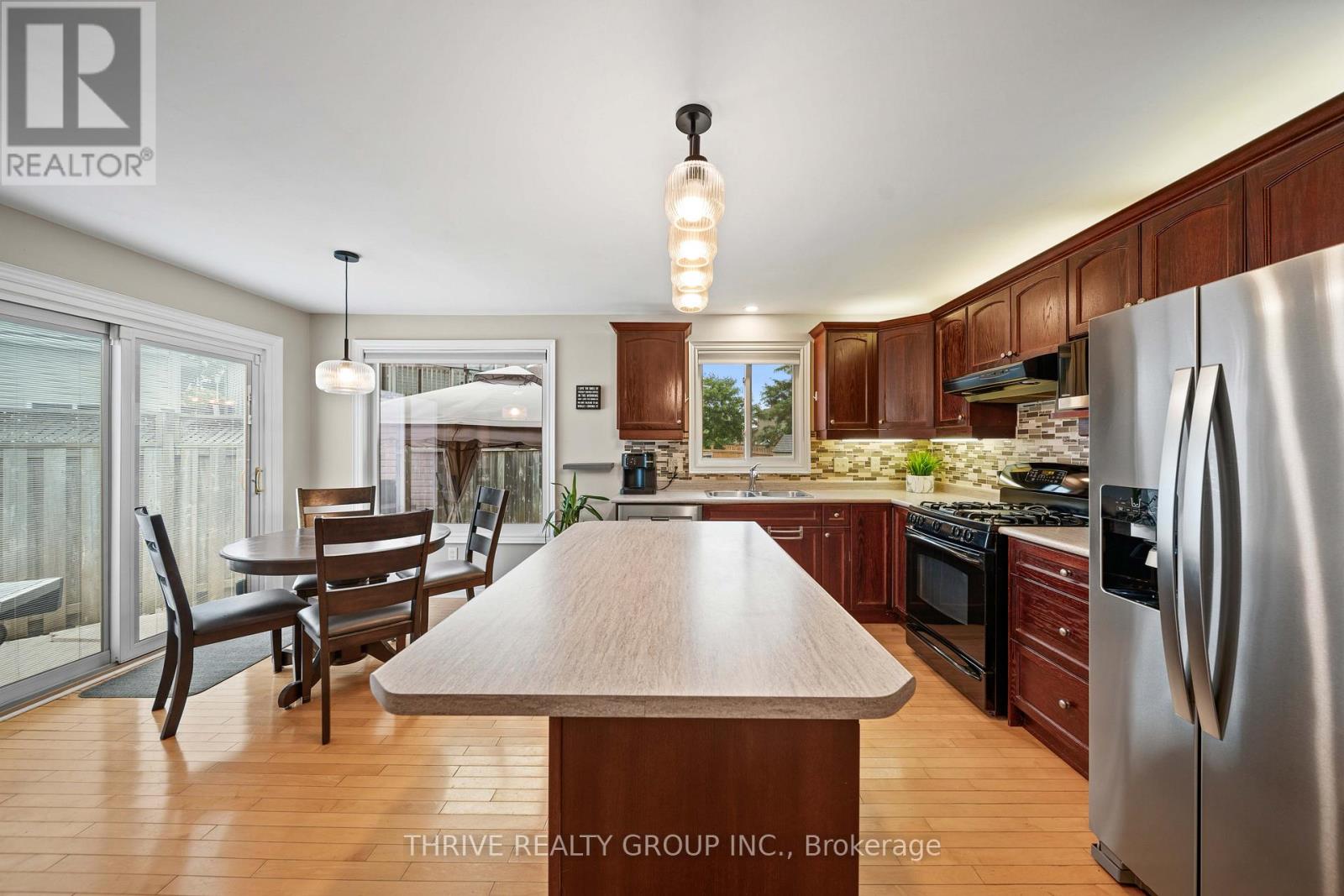 102 LOGGERS GROVE - Image 5