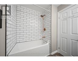 102 Loggers Grove, London East, ON N6W6G5 Photo 16