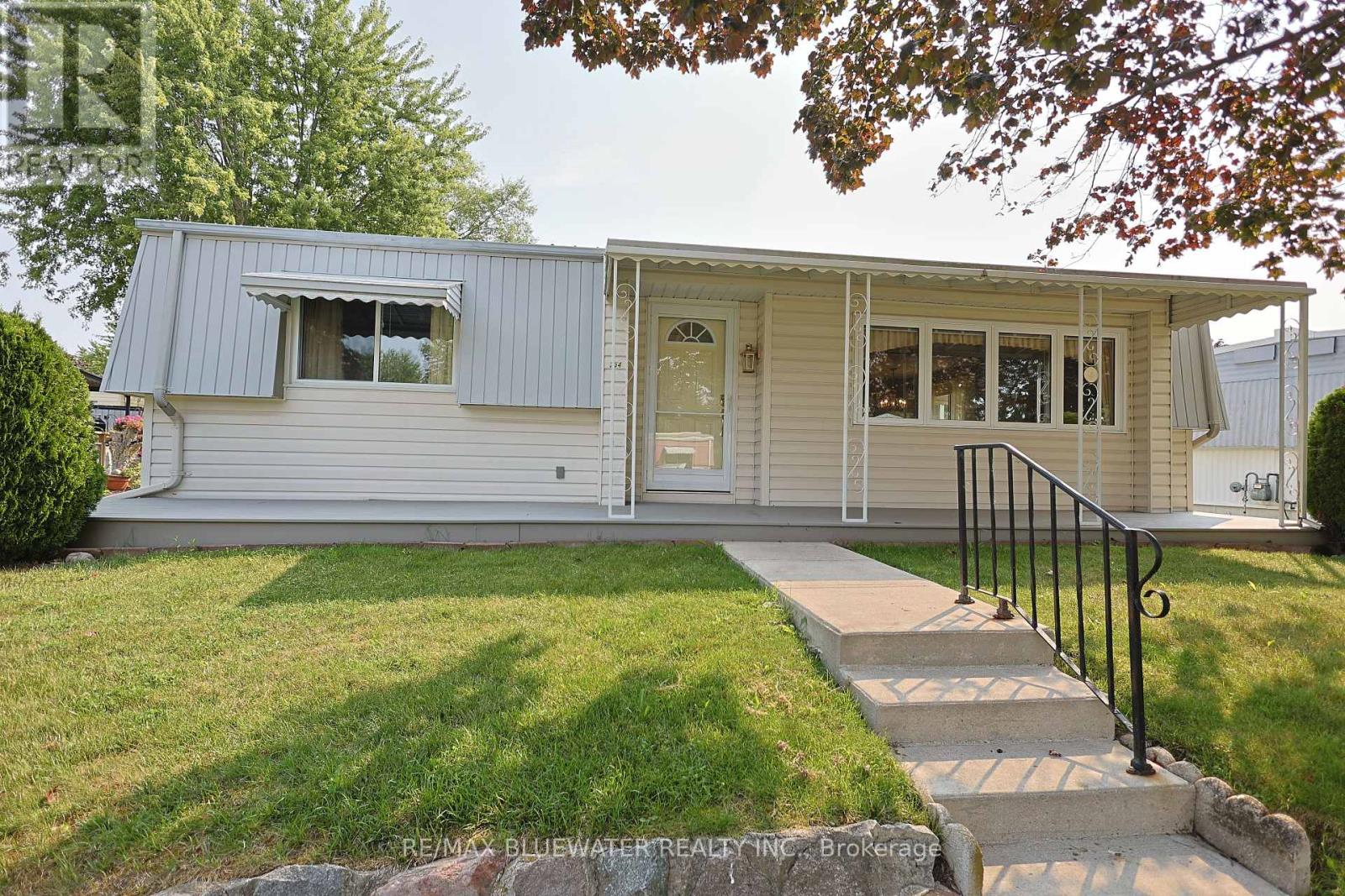 254 HIGHLAND SPRINGS - 7