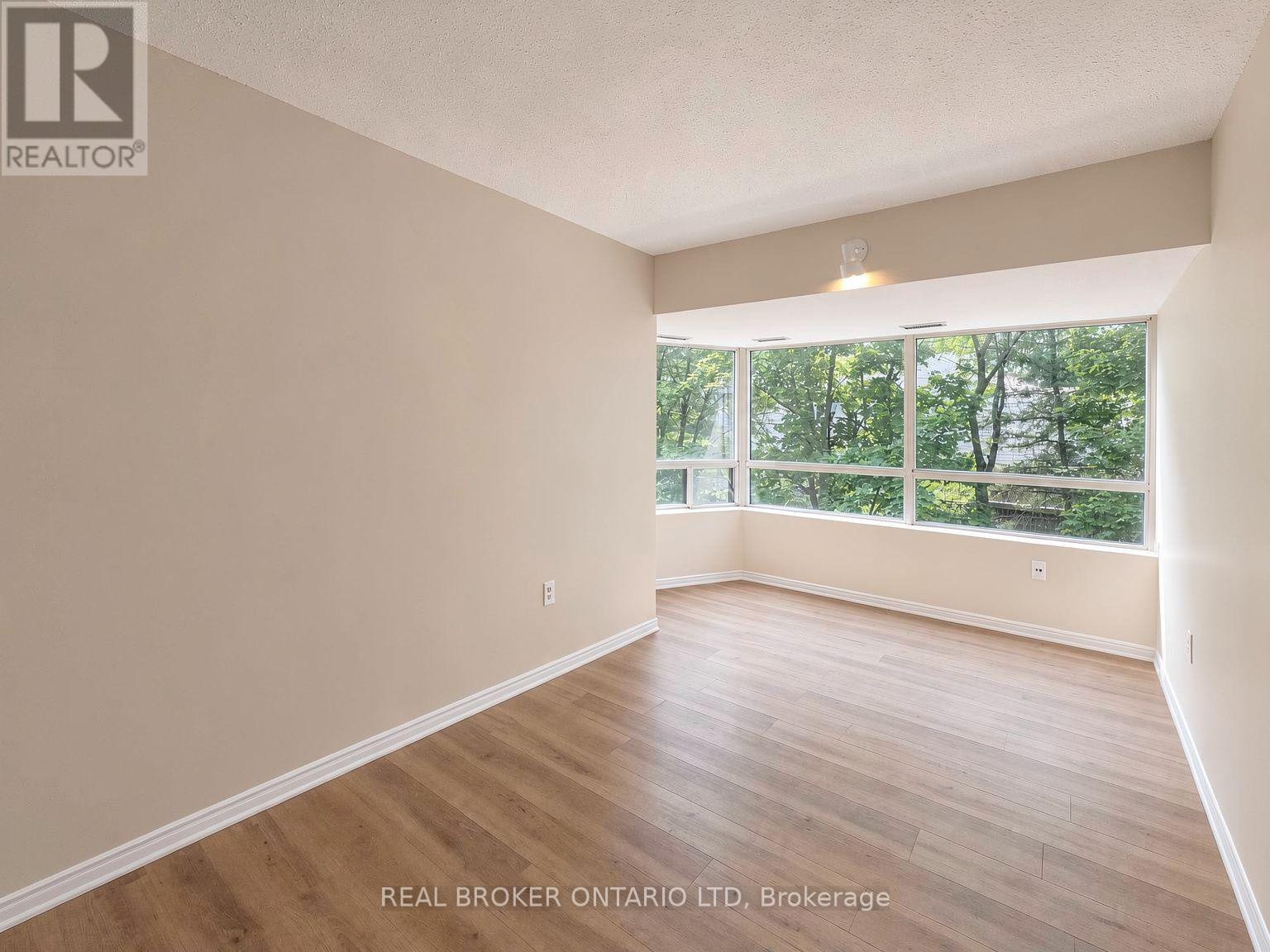 #315 521 RIVERSIDE DRIVE - Image 11