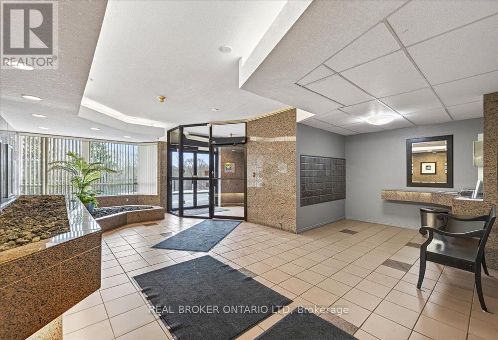 #315 521 RIVERSIDE DRIVE - 17