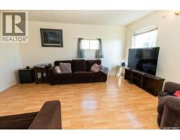 315 Atlantic Avenue, Kerrobert, SK S0L1R0 Photo 14