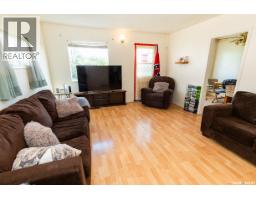 315 Atlantic Avenue, Kerrobert, SK S0L1R0 Photo 15