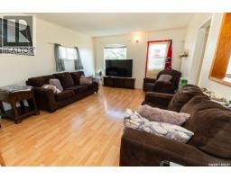 315 Atlantic Avenue, Kerrobert, SK S0L1R0 Photo 16