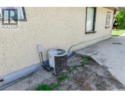 315 Atlantic Avenue, Kerrobert, SK S0L1R0 Photo 30