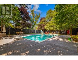 7 Kingswood Drive thumbnail 23
