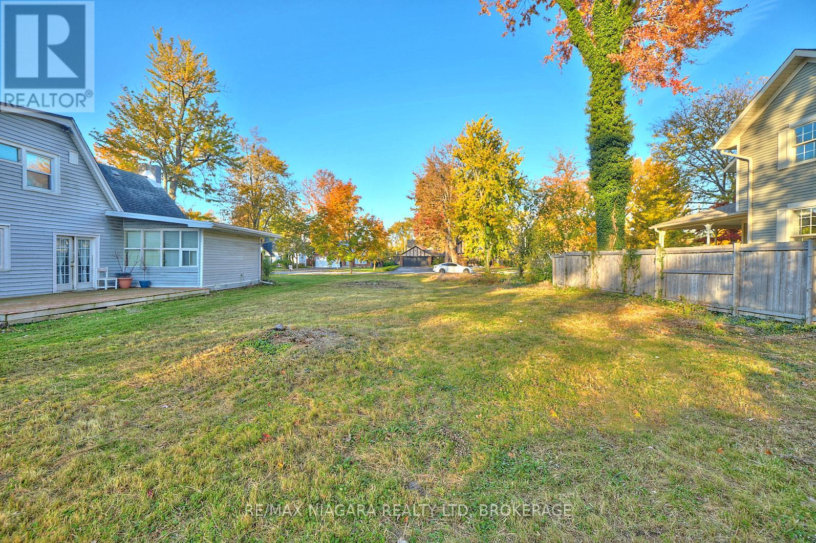 624-LT1 DAYTONA Drive, Fort Erie (Crescent Park), Ontario, L2A4Z4, Fort Erie (Crescent Park), Ontario — photo 4 of 5