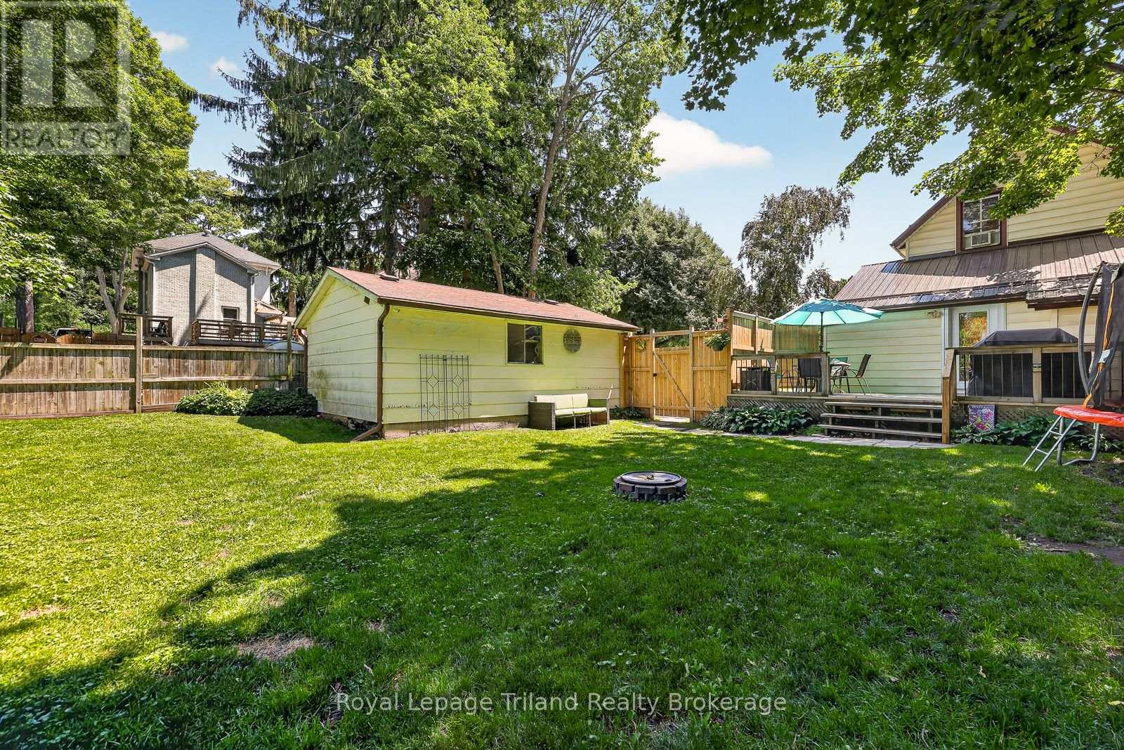 257 HUNTER STREET - 28