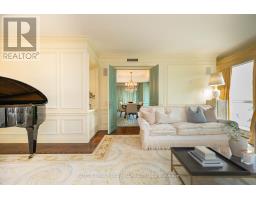 700 - 38 Avenue Road, Toronto, ON M5R2G2 Photo 12