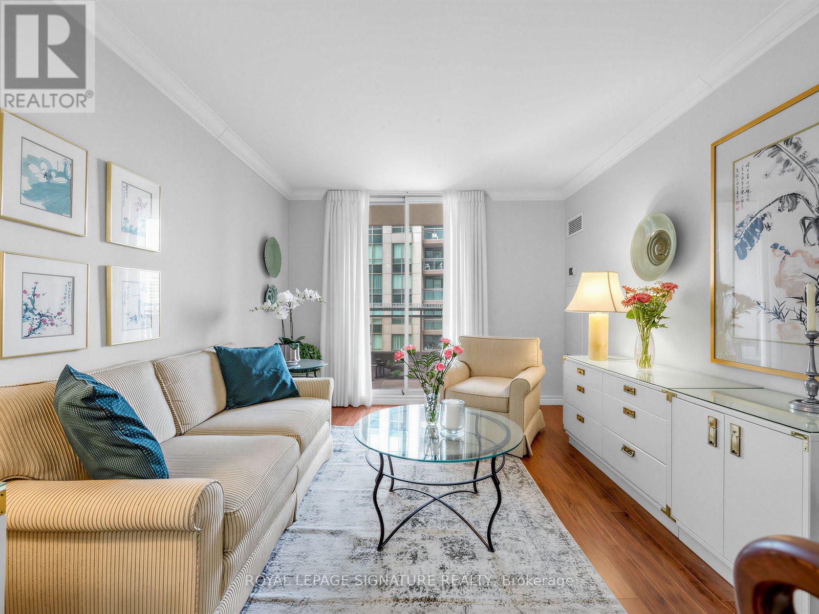 #1711 256 DORIS AVENUE - 11