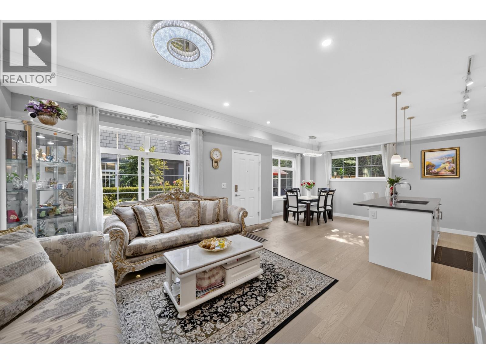 53 7191 LECHOW STREET, Richmond