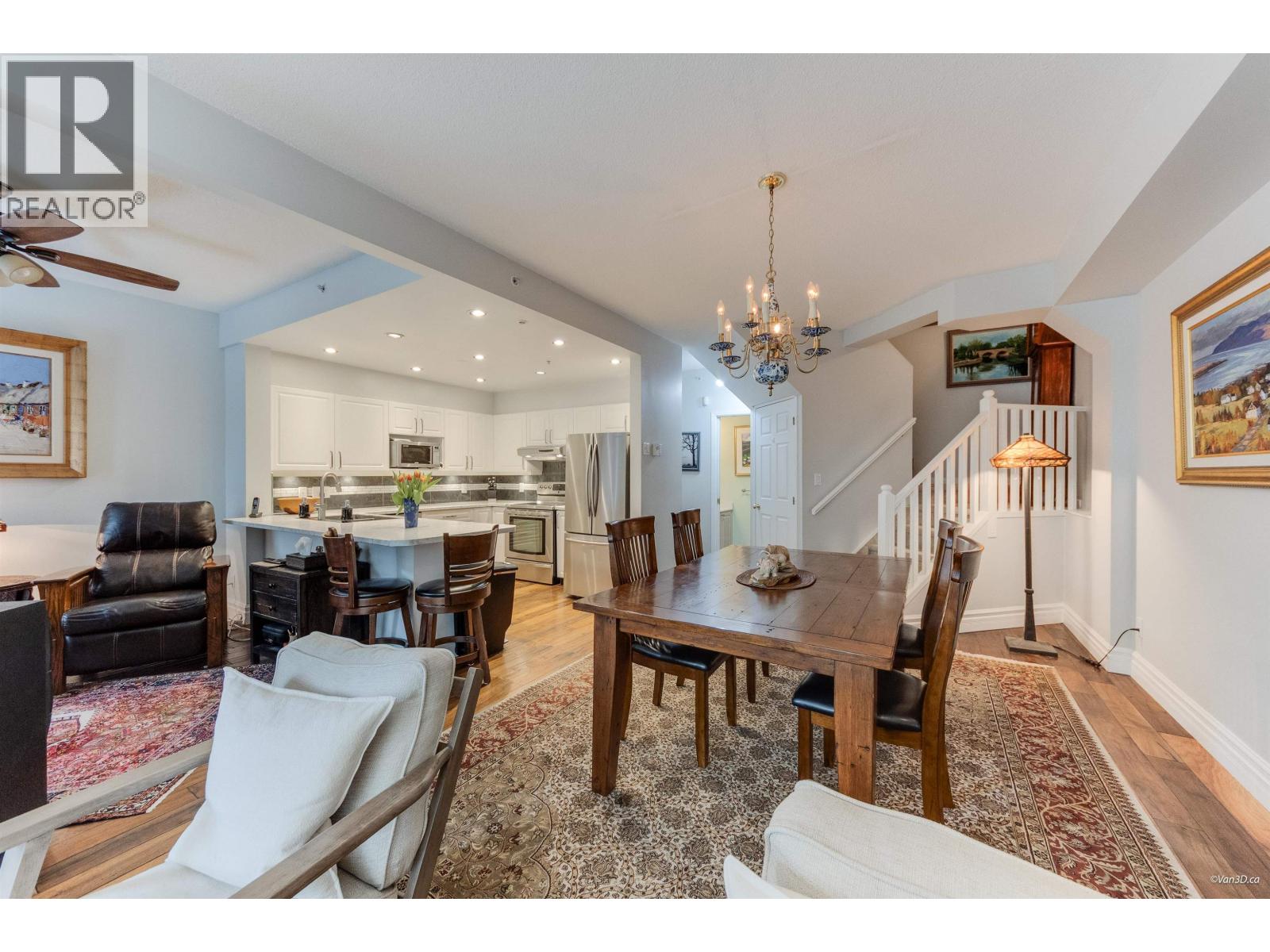 116 3600 WINDCREST DRIVE, North Vancouver