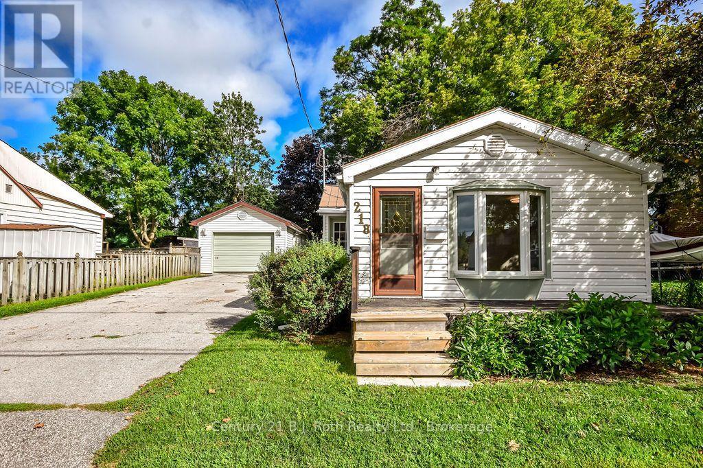 218 JAMES STREET E - 1