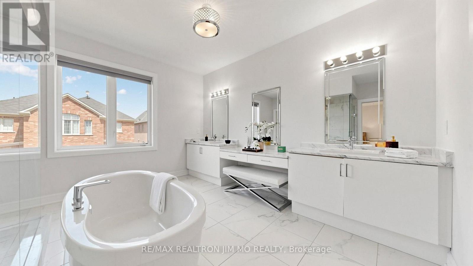 16 FARRELL ROAD - Image 30
