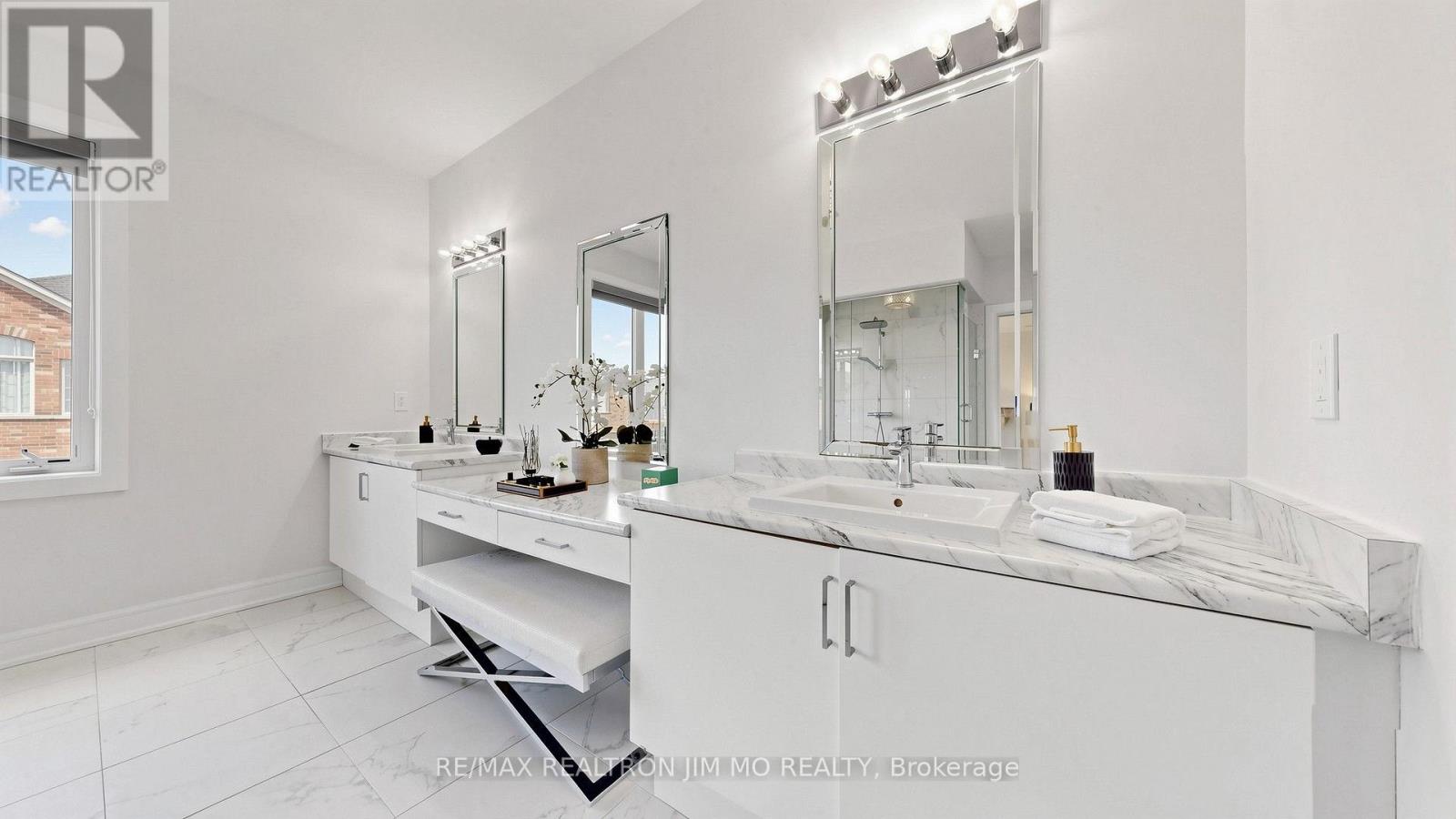 16 FARRELL ROAD - Image 31
