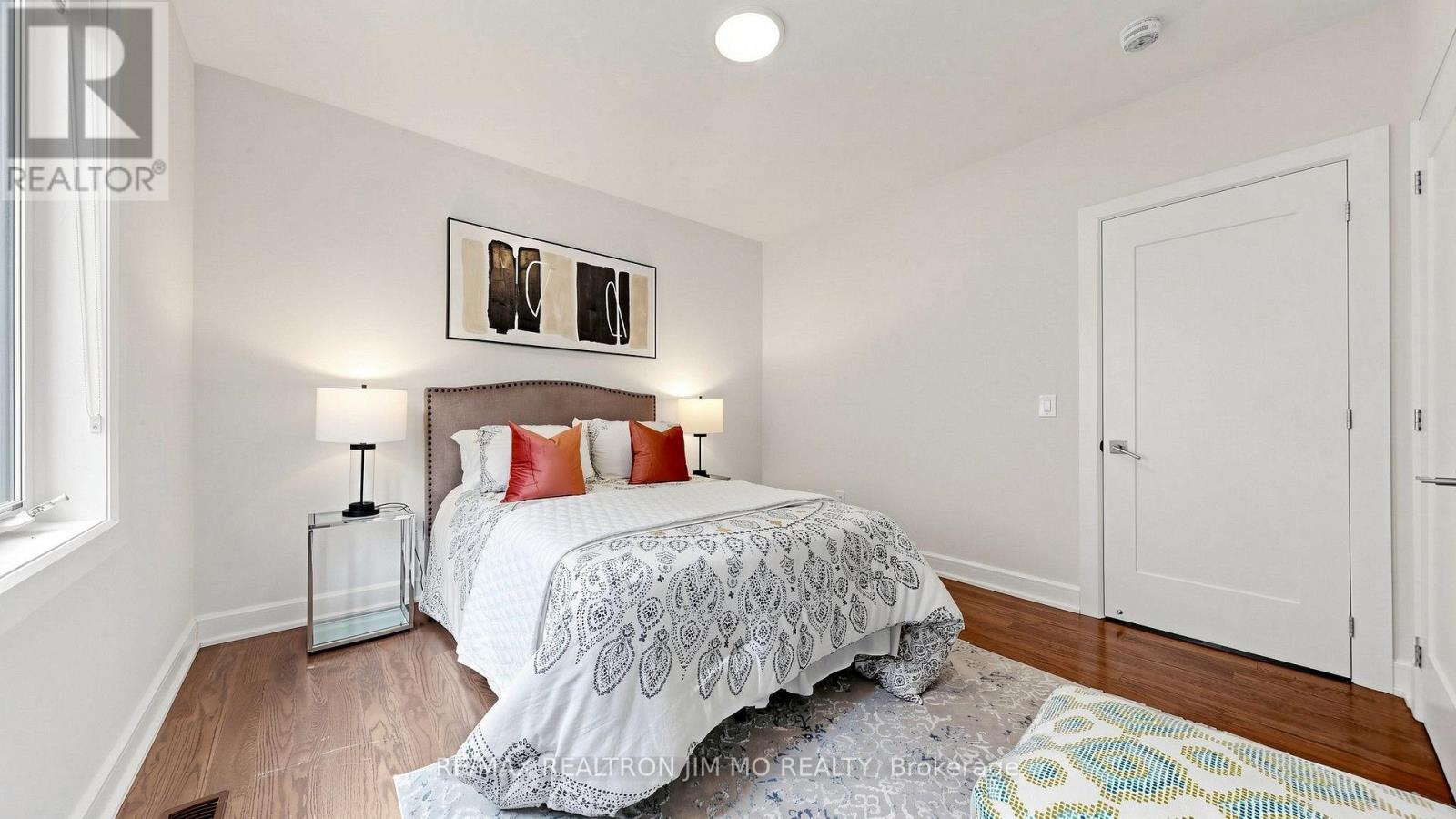 16 FARRELL ROAD - 33