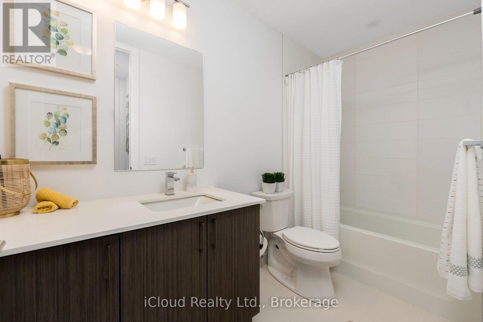 #422 1 HUME STREET - 23
