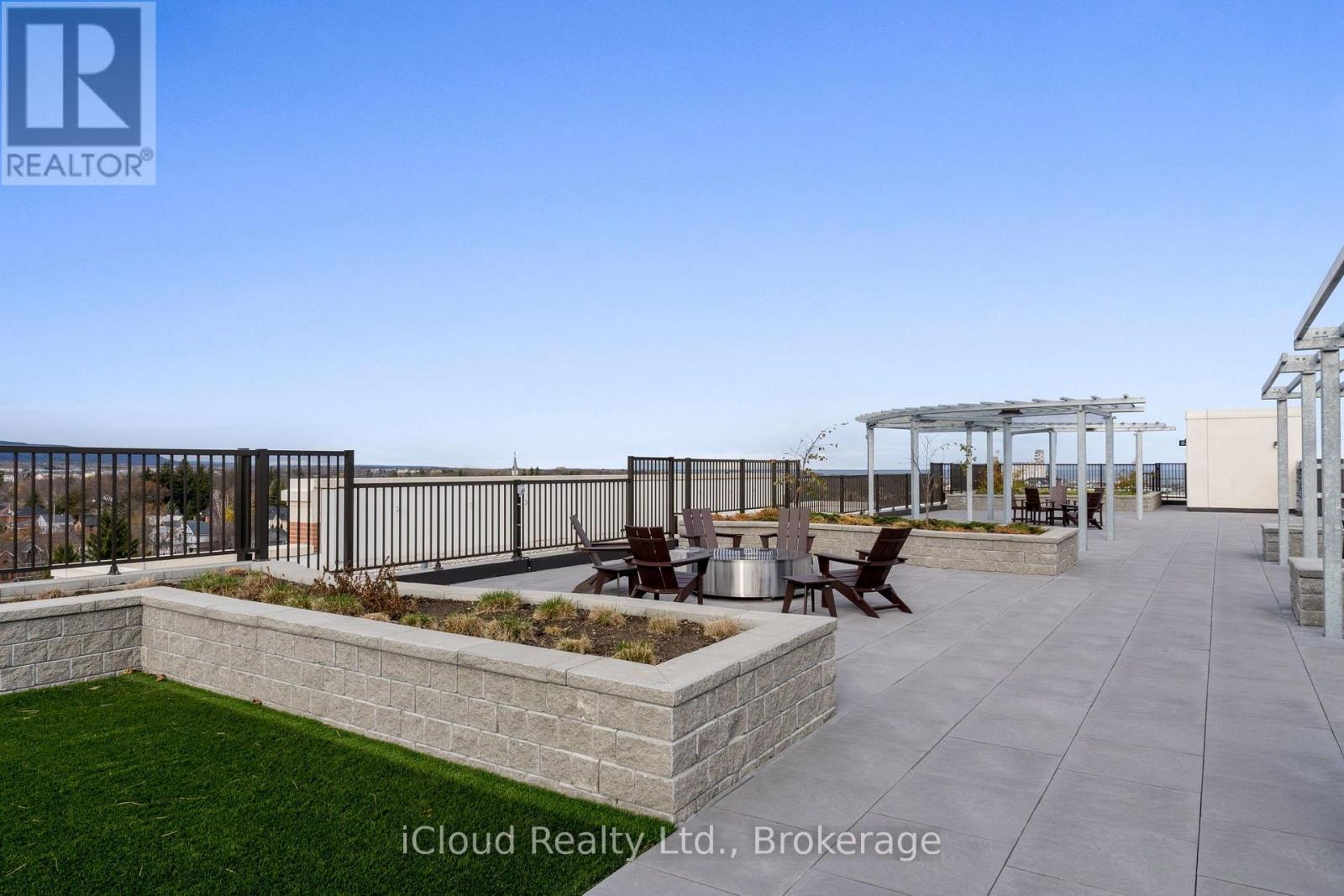 #422 1 HUME STREET - 42
