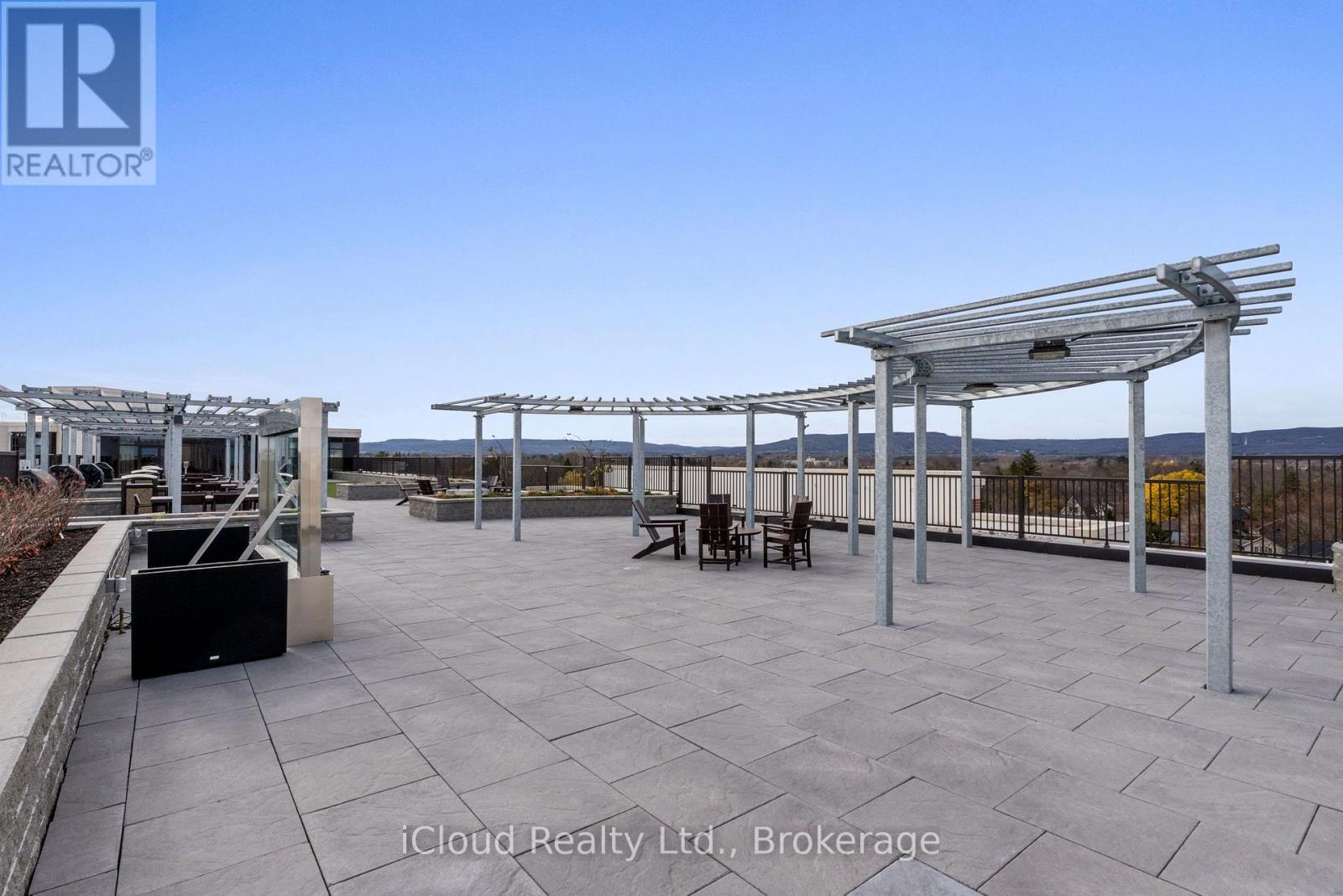 #422 1 HUME STREET - 46