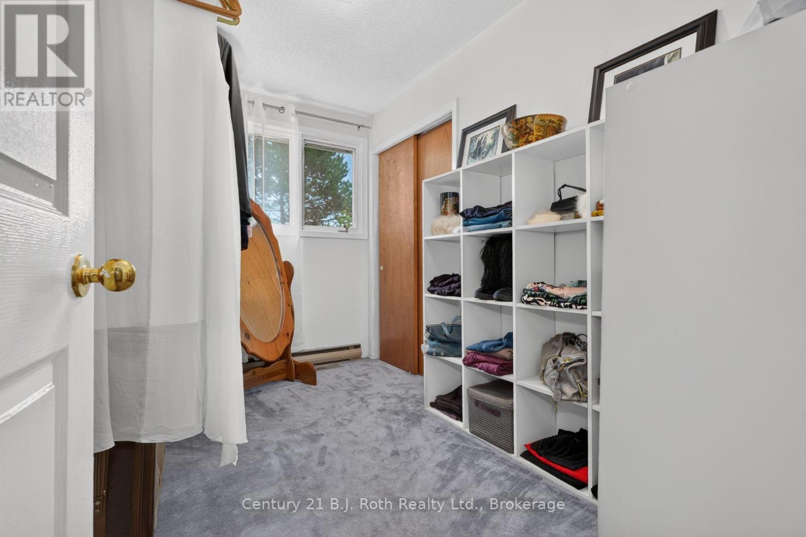 168 ALBERT STREET N - 22