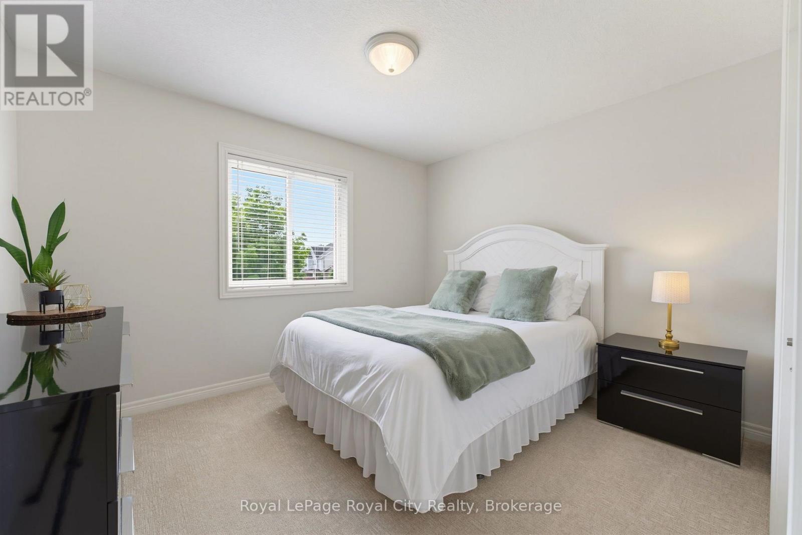 59 LYNCH CIRCLE - 20