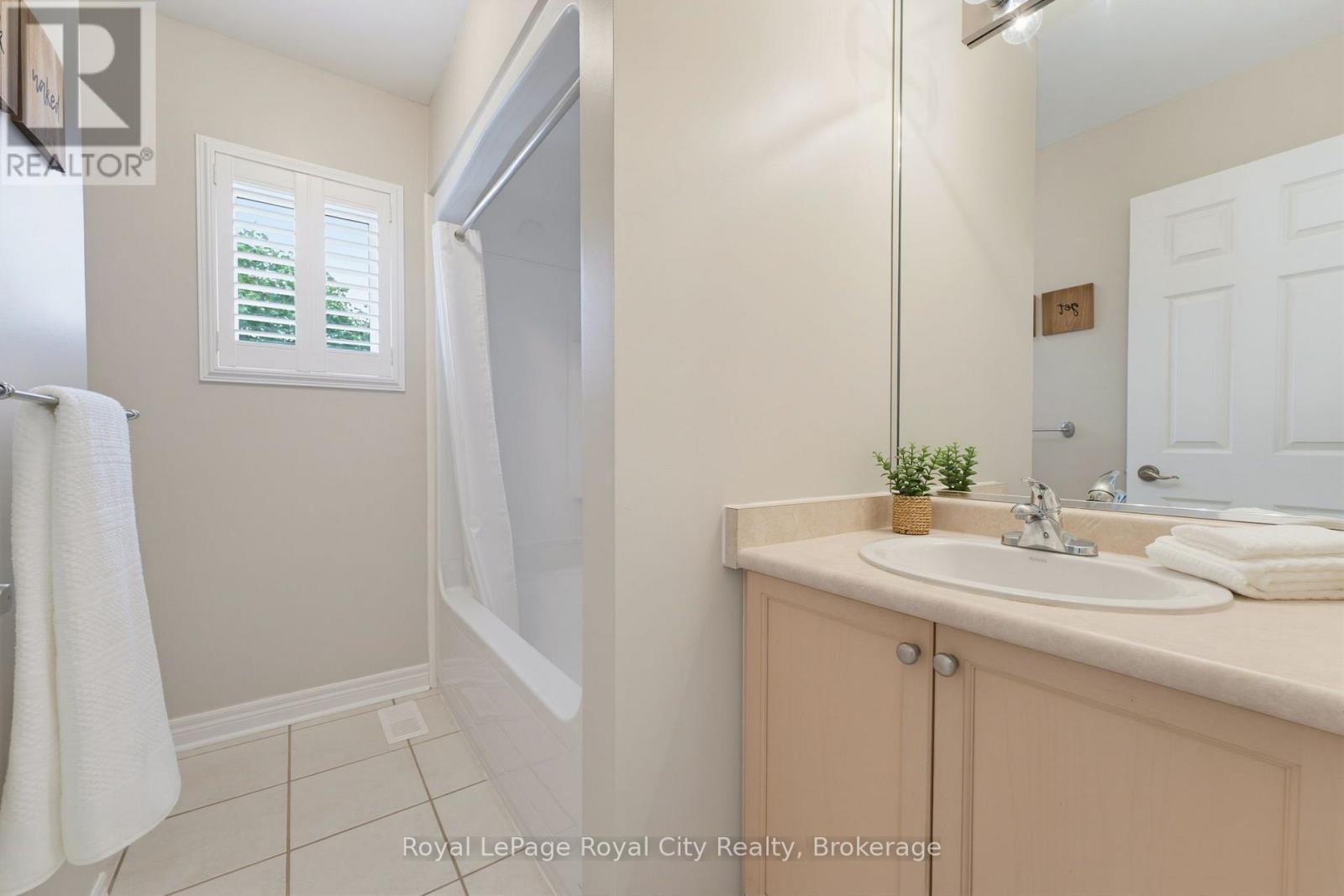 59 LYNCH CIRCLE - 22