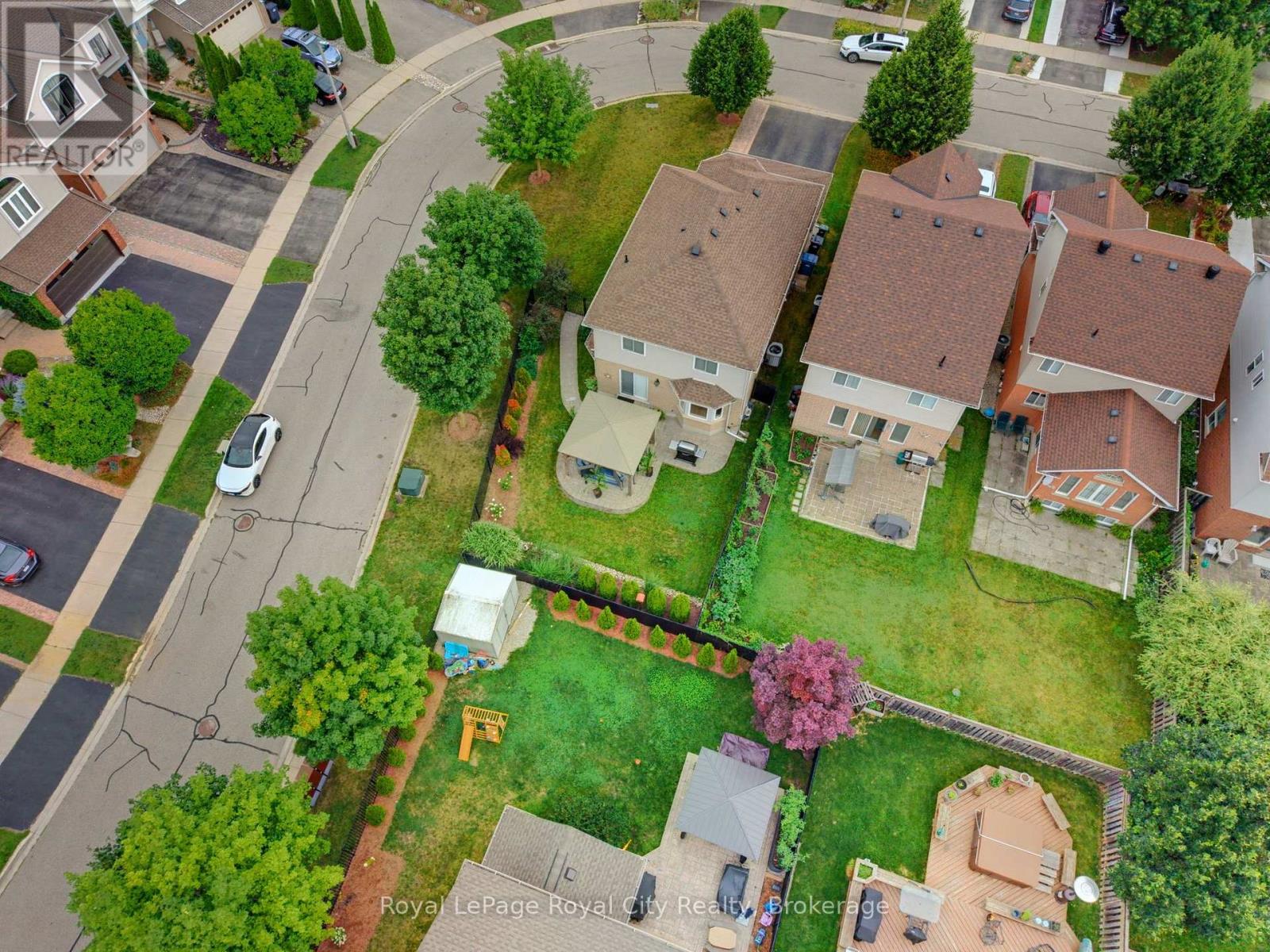 59 LYNCH CIRCLE - 32