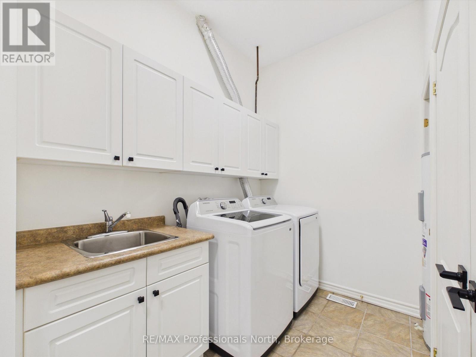 #501 24 ONTARIO STREET - 38