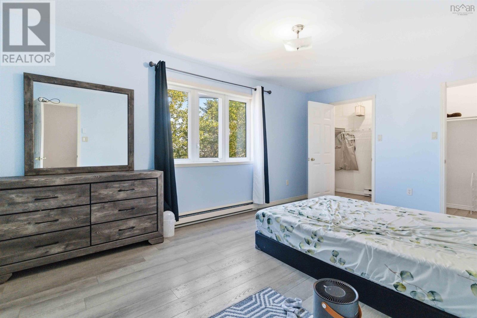 70 Thorncrest Court - 21