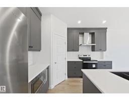 Bedroom 3 - 7791 Eifert Cr Nw, Edmonton, AB T6M0W1 Photo 6