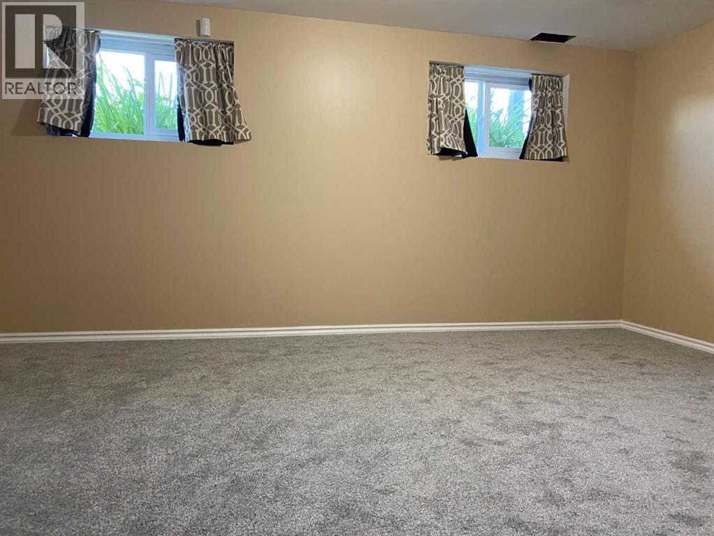 2305 17 Avenue - Image 12