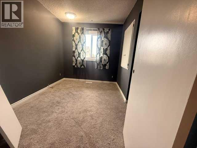 2305 17 Avenue - Image 6
