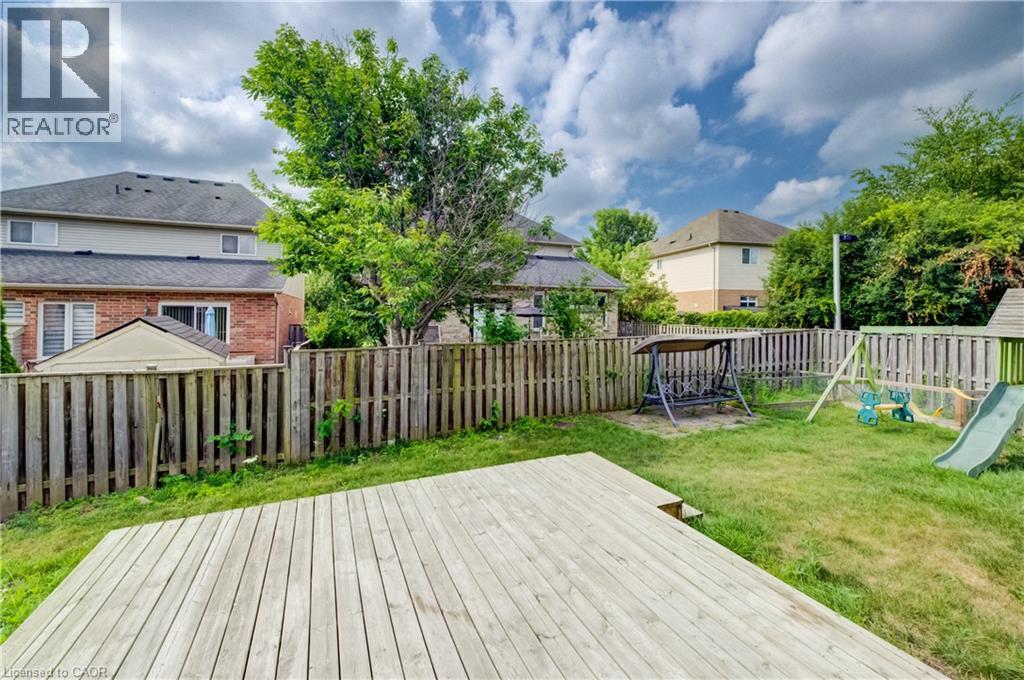 3 bedroom Single Family interior view, 737 NORTH LEAKSDALE Circle, London, Ontario