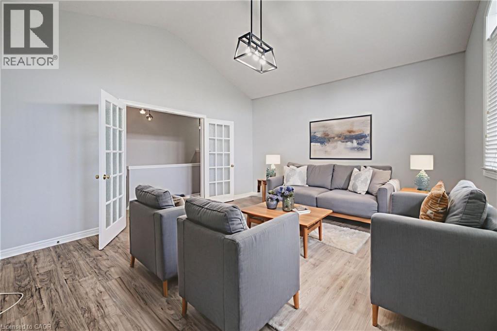 737 NORTH LEAKSDALE Circle - 13