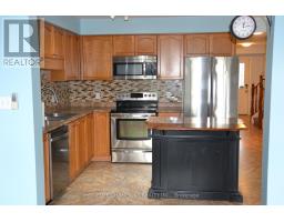 132 Henhoeffer Crescent, Kitchener, ON N2E4H3 Photo 11