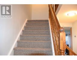 132 Henhoeffer Crescent, Kitchener, ON N2E4H3 Photo 19